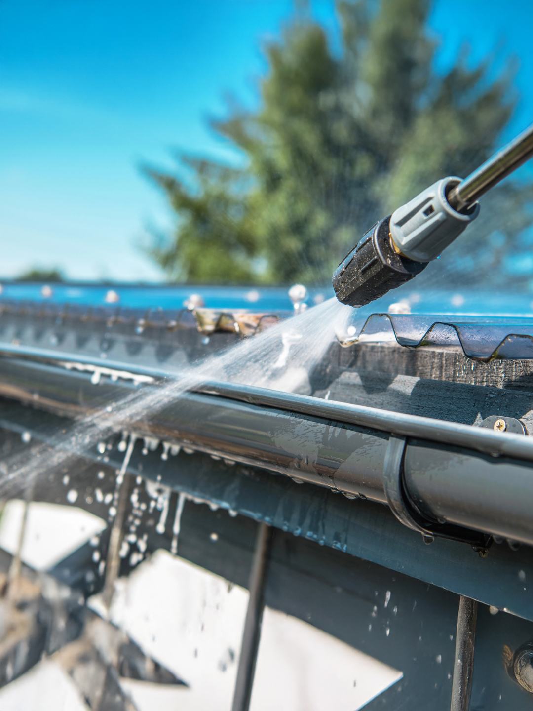 Roof cleaning, Gutter cleaning